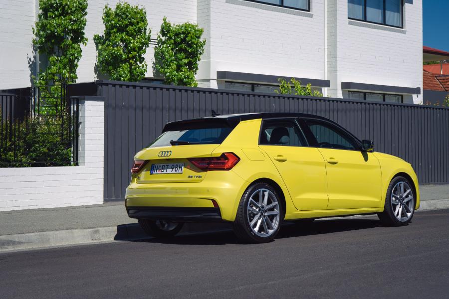  Audi A1 Sportback 35 TFSI 2019 года  (AU) (фото 16 из 34)